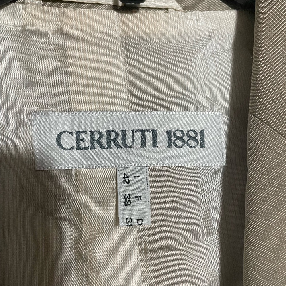 Elegant Beige Women's Blazer by Cubism - Picture 3 of 4